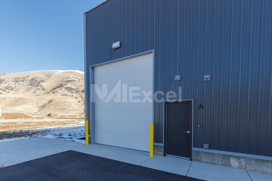 More Photos Of 1810 E Anvil Blvd, Hyrum Warehouse For Lease