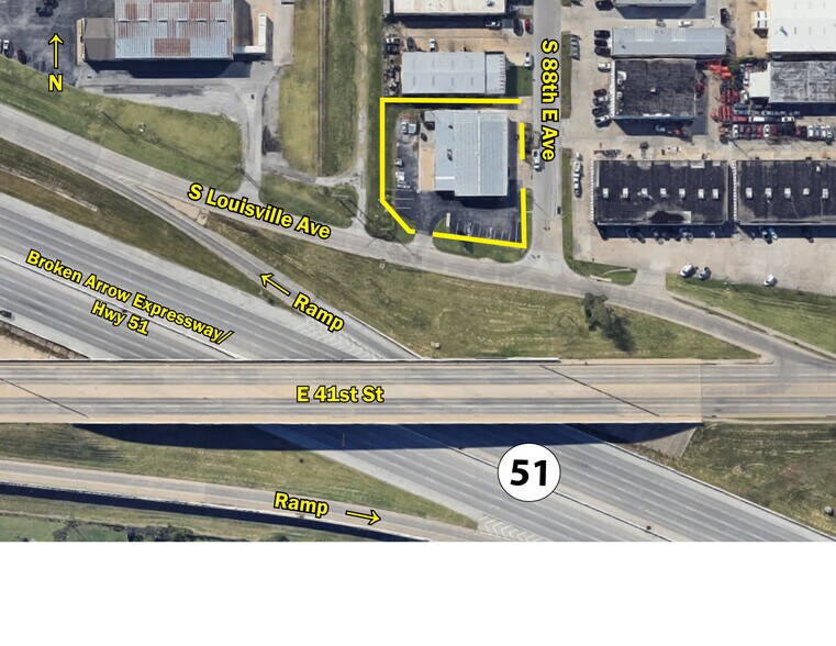 More Photos Of 8804 E 41st St, Tulsa Showroom For Sale