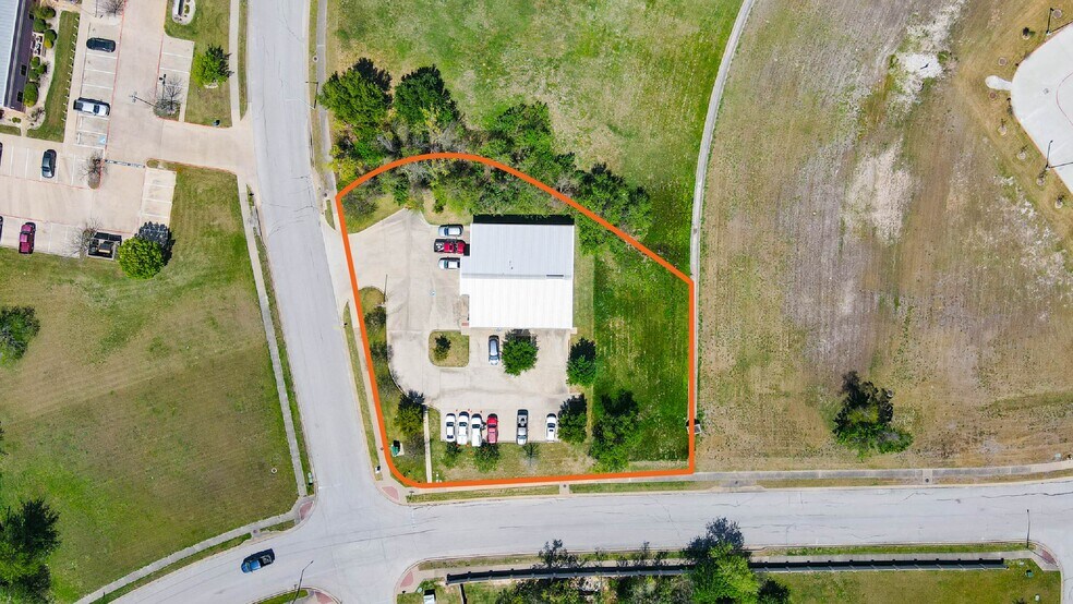 More Photos Of 2131 W Briargate Dr, Bryan Office For Sale