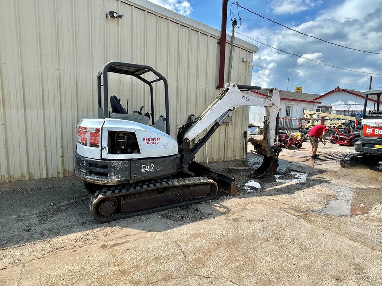 More Photos Of 2818 E Hwy 82, Gainesville Freestanding For Sale