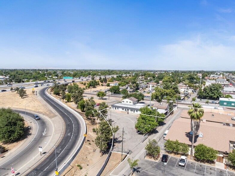 More Photos Of 1921 E Belmont Ave, Fresno Lodge Meeting Hall For Sale
