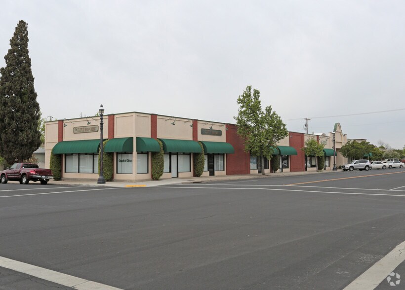 More Photos Of 400-420 Bullard Ave, Clovis Office For Lease
