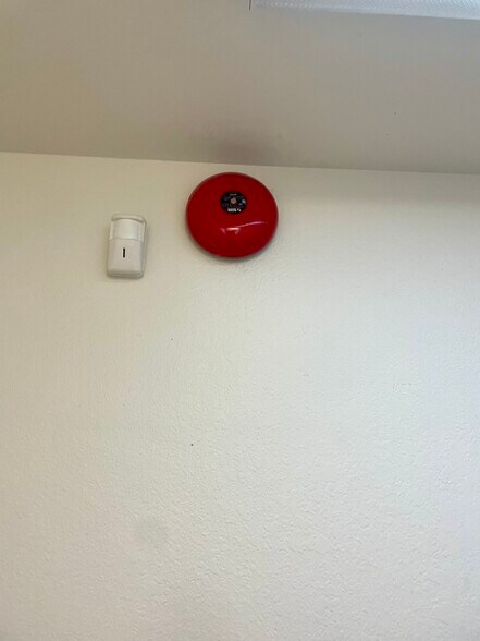 More Photos Of 1155 E Grand Ave, Escondido Medical For Sale