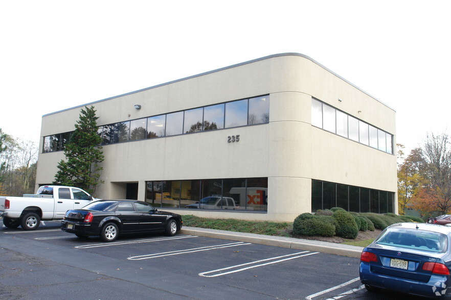 Primary Photo Of 235 US Highway 22, Green Brook Office For Lease