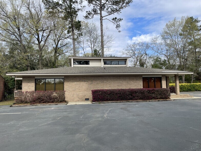 More Photos Of 200 Outlet Point Blvd, Columbia Office For Lease