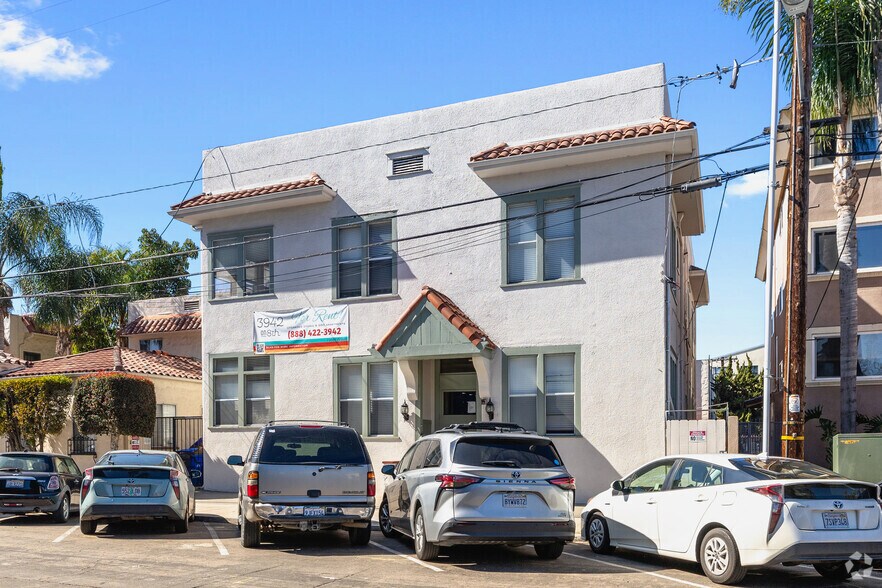 Primary Photo Of 3942 8th Ave, San Diego Apartments For Sale