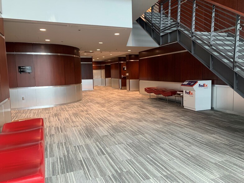 More Photos Of 2900 S 70th St, Lincoln Office For Sale