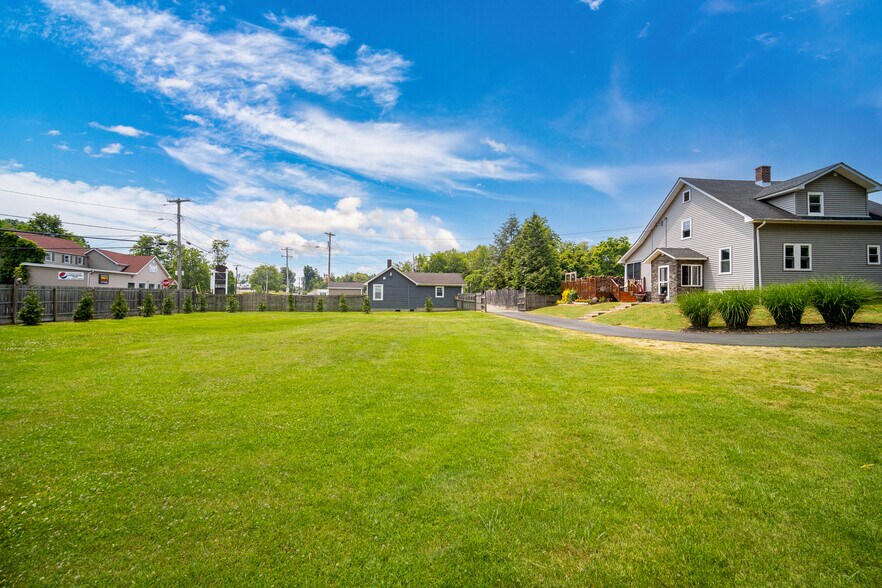 More Photos Of 2-6 Old Firehouse Rd, Plattekill Post Office For Sale
