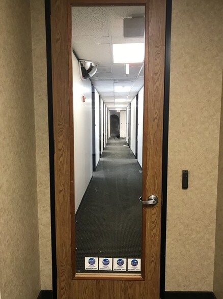 More Photos Of 1115 Gemini St, Houston Loft Creative Space For Lease