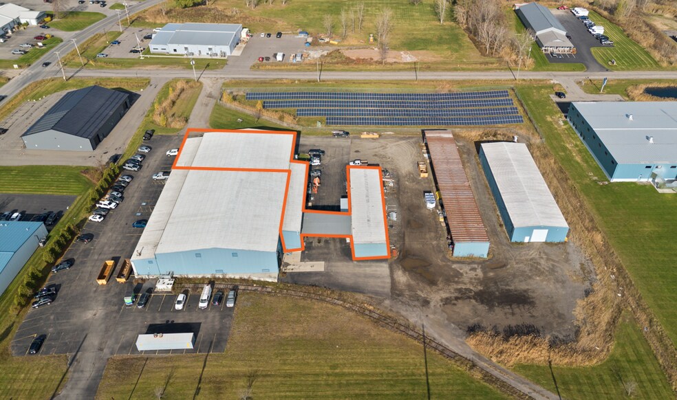 More Photos Of 318 Timothy Ln, Ontario Warehouse For Lease