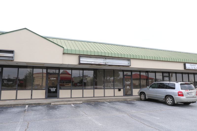 More Photos Of 417 S Buncombe Rd, Greer Unknown For Lease