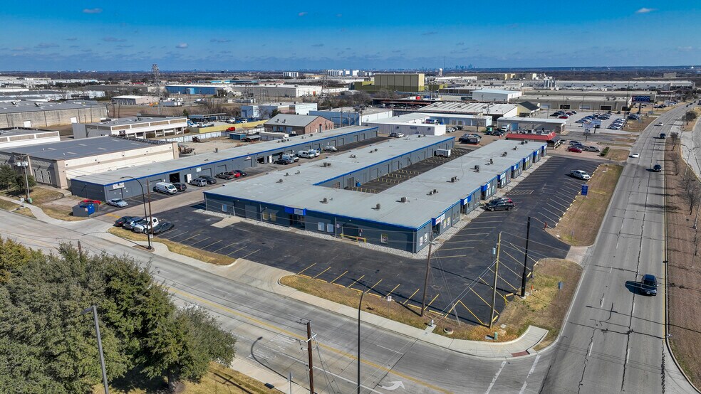 More Photos Of 3201-3207 E Pioneer Pky, Arlington Unknown For Lease