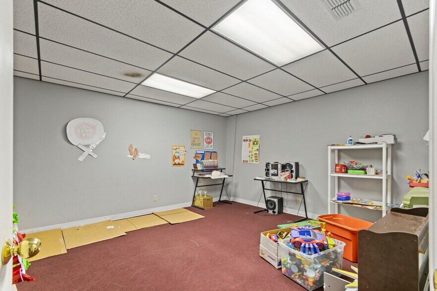 More Photos Of 650 S Doctor M Roper Pky, Bullard Religious Facility For Sale