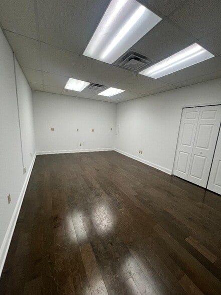 More Photos Of 1601 Republic Rd, Huntingdon Valley Warehouse For Lease