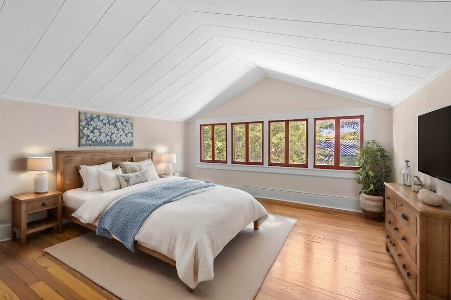 More Photos Of 219 Old Mill Rd, Winchester Office For Sale