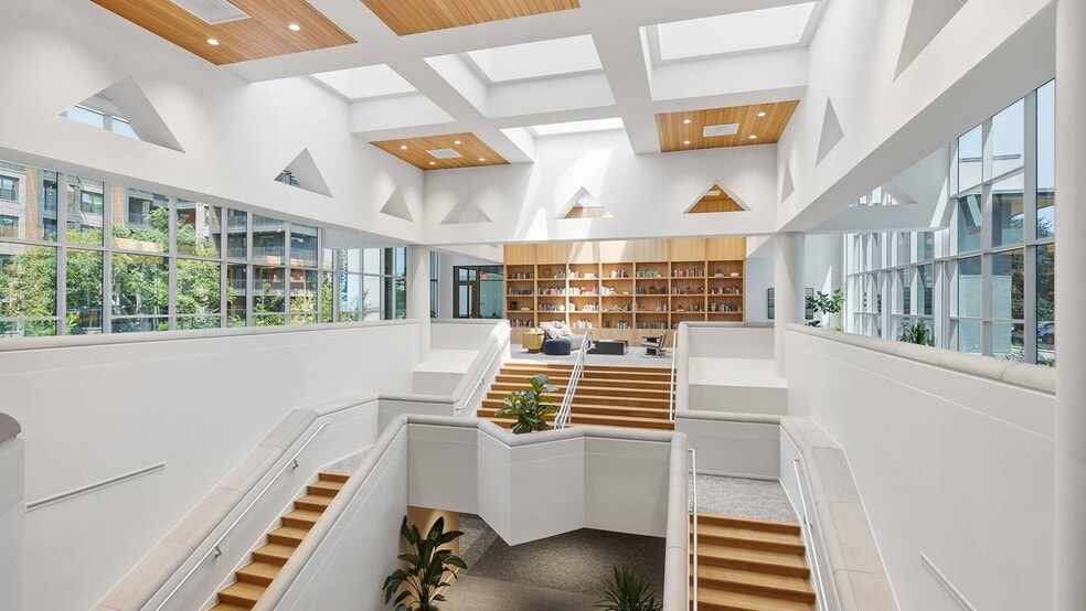 More Photos Of 7600 Burnet Rd, Austin Office For Lease