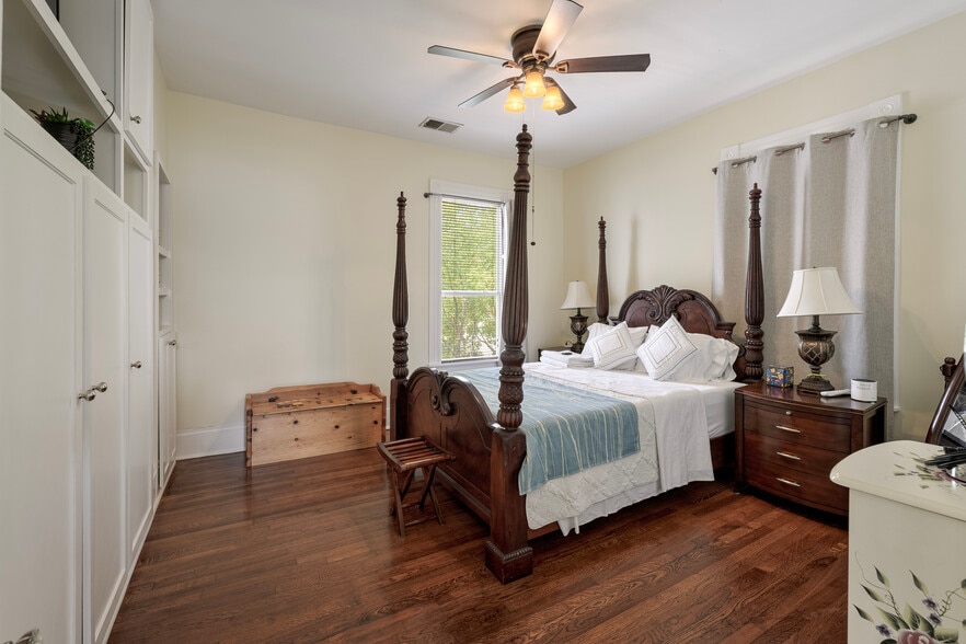 More Photos Of 3312 Crawford St, Houston Apartments For Sale