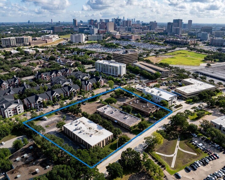 More Photos Of 1325 La Concha Ln, Houston Land For Sale