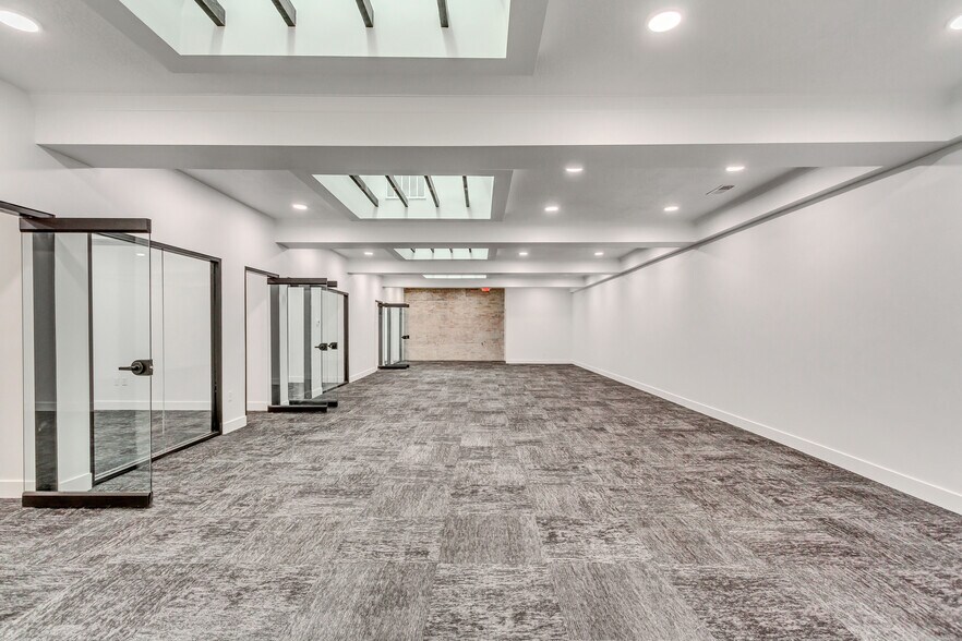 More Photos Of 2550 Washington Blvd, Ogden Office For Lease