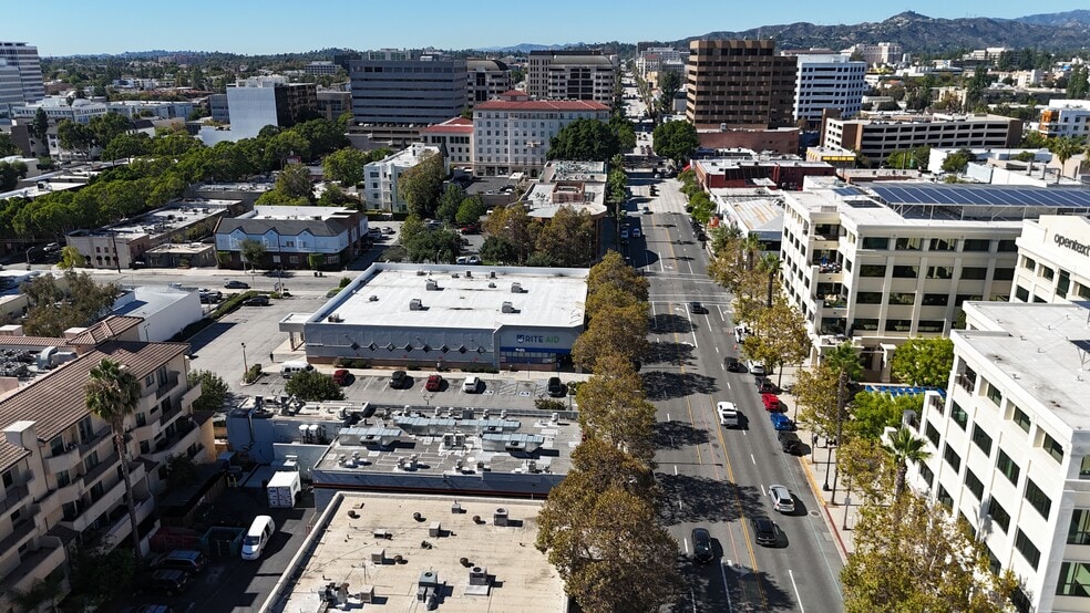 Primary Photo Of 1038 E Colorado Blvd, Pasadena Drugstore For Lease