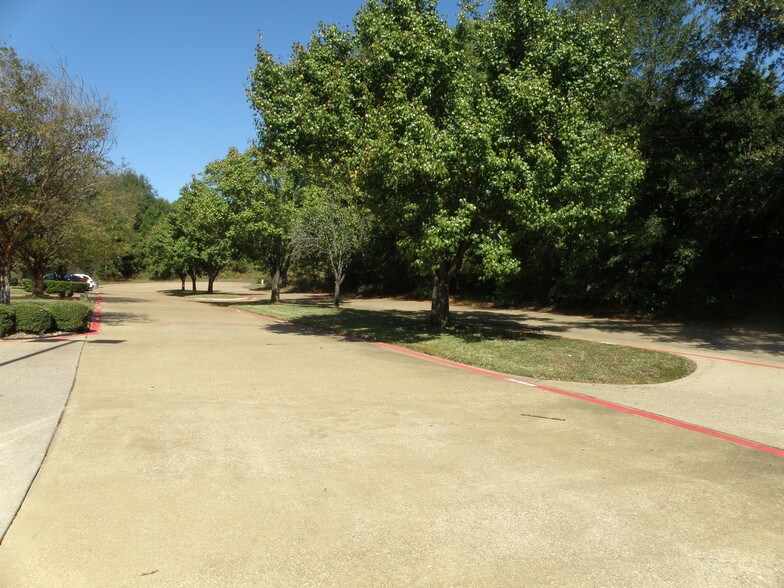 More Photos Of 3315 S Loop 256, Palestine Land For Sale