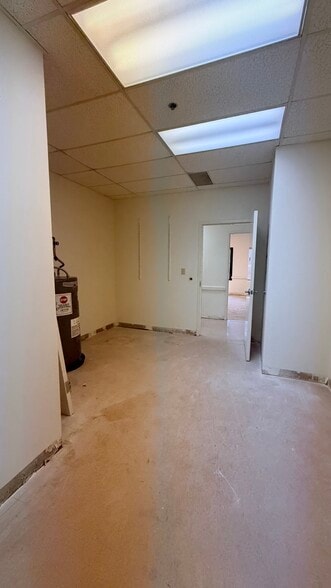 More Photos Of 3005 Lenora Church Rd, Snellville Office For Lease