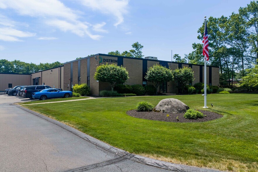 More Photos Of 87 John L Dietsch Sq, North Attleboro Manufacturing For Lease
