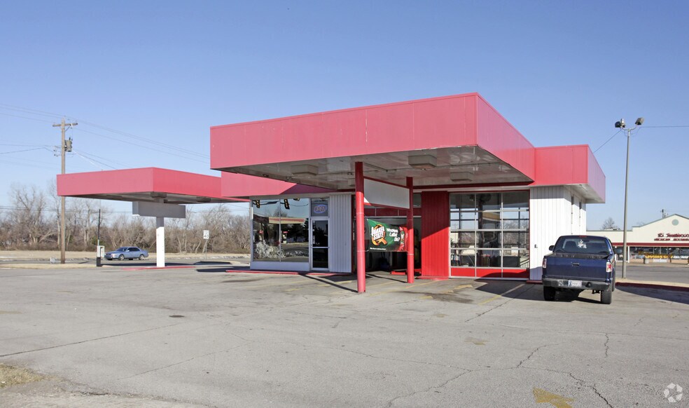 More Photos Of 4499 NW 50th St, Oklahoma City Unknown For Lease