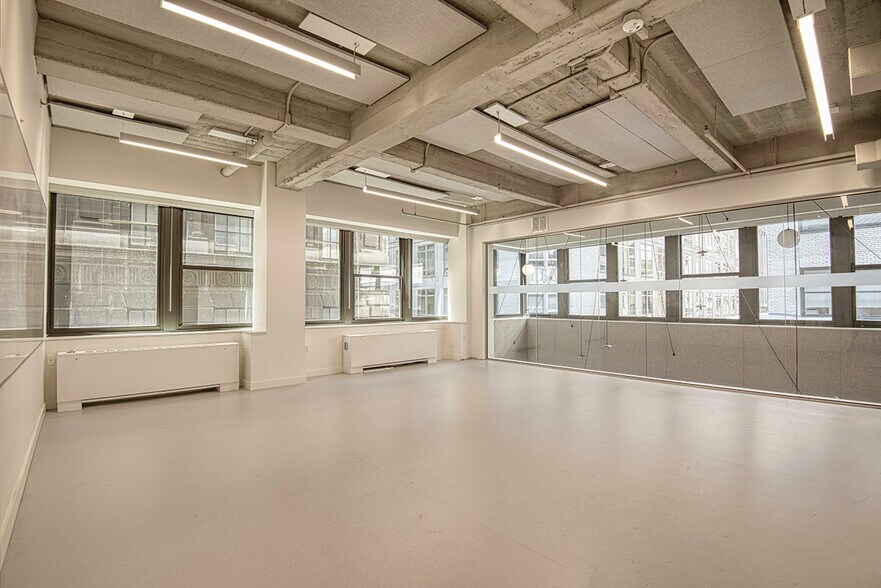 More Photos Of 156 William St, New York Medical For Lease