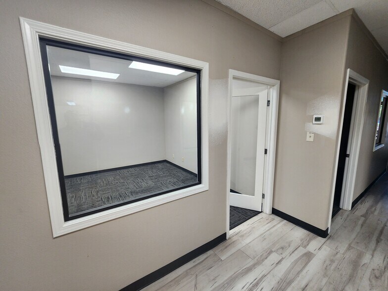 More Photos Of 5200-5252 Sunrise Blvd, Fair Oaks Unknown For Lease