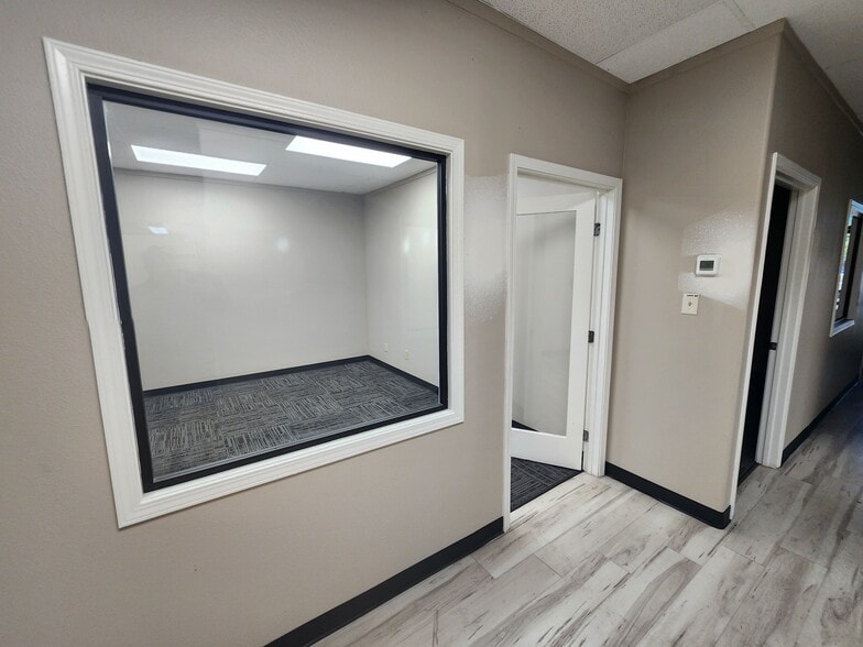 More Photos Of 5200-5252 Sunrise Blvd, Fair Oaks Unknown For Lease