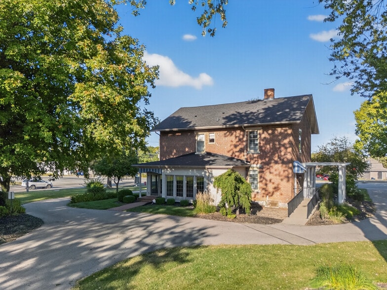 More Photos Of 1441 Saint Marys Ave, Sidney Office For Sale