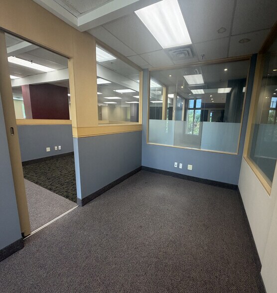More Photos Of 20 Fort St, Winnipeg Apartments For Lease