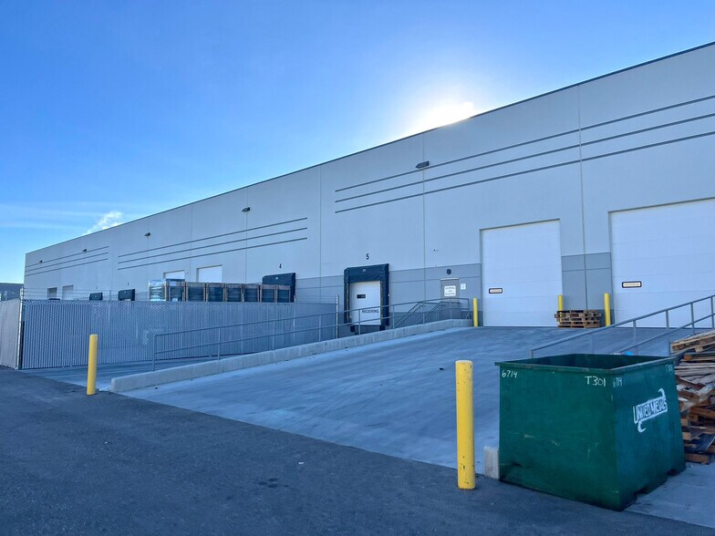 More Photos Of 55 N Truckee Ave, Meridian Distribution For Lease