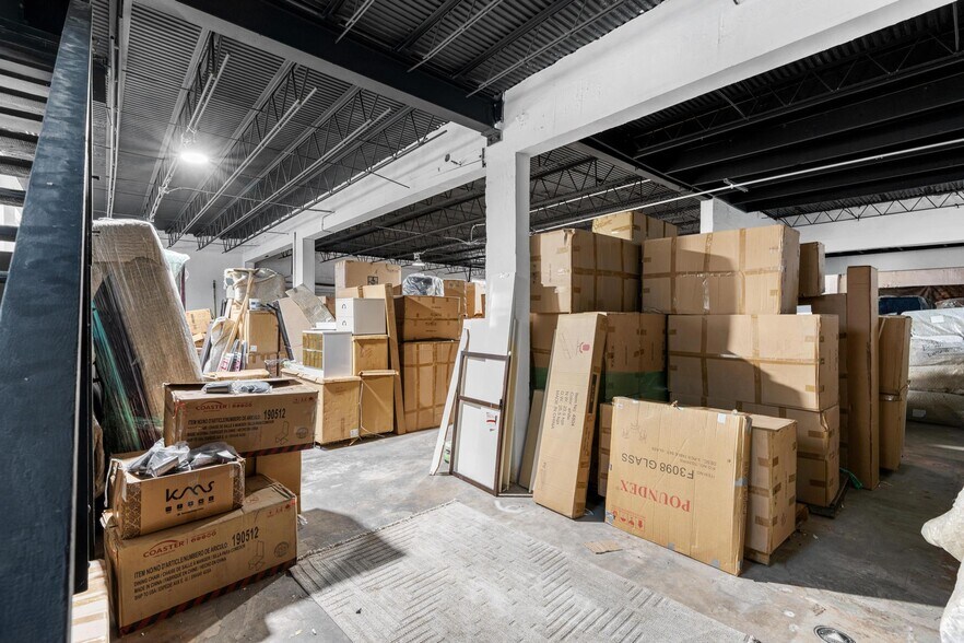 More Photos Of 1500 E Commercial Blvd, Fort Lauderdale Freestanding For Sale