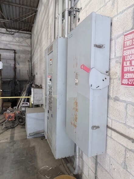 More Photos Of 15201 NW 34th Ave, Opa-locka Warehouse For Lease