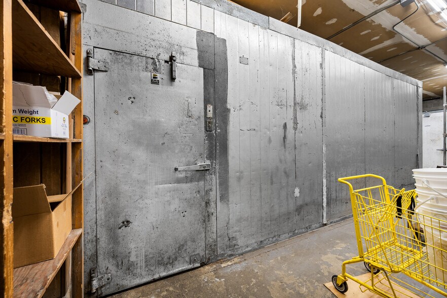 More Photos Of 250 Grant St, Buffalo Storefront For Sale