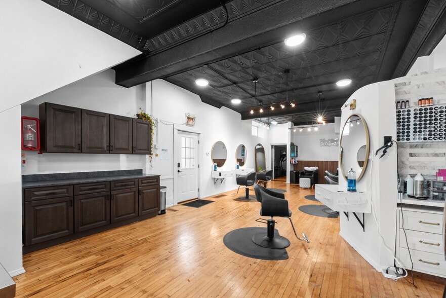 More Photos Of 1218-1220 Tamm Ave, Saint Louis Storefront Retail Residential For Lease