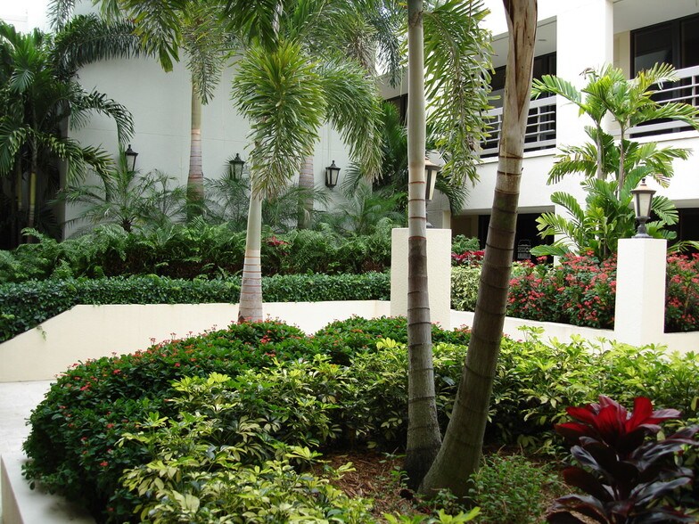 More Photos Of 2295 NW Corporate Blvd, Boca Raton Office Residential For Lease
