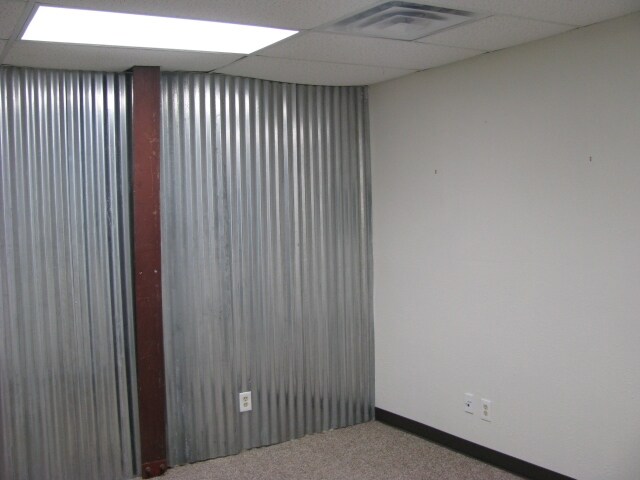 More Photos Of 1714 E 2nd St, Odessa Warehouse For Lease