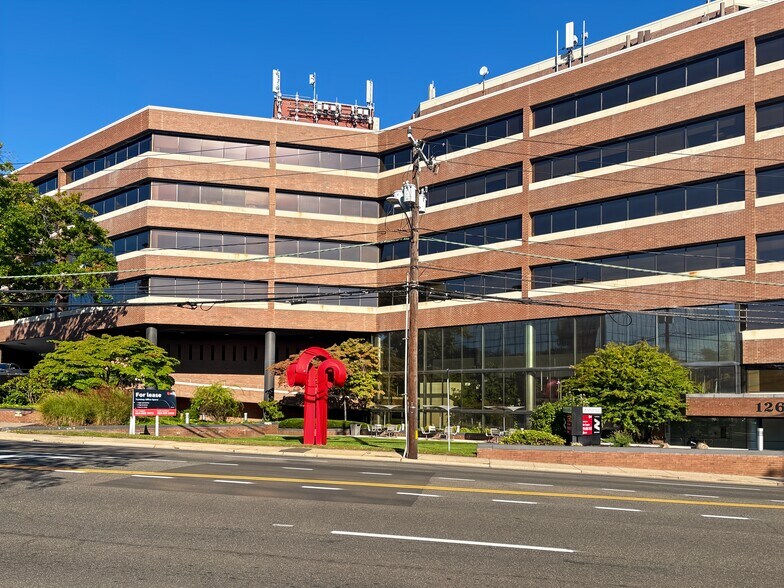 More Photos Of 1266 E Main St, Stamford Office For Lease