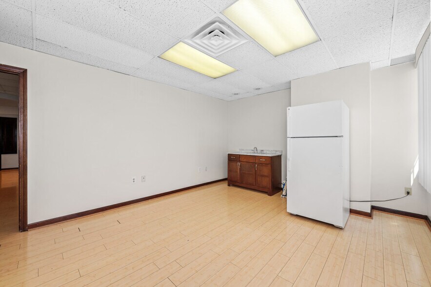 More Photos Of 459 Broadway, Everett Office For Lease
