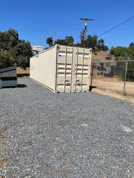 More Photos Of 504 E Alvarado St, Fallbrook Light Manufacturing For Lease