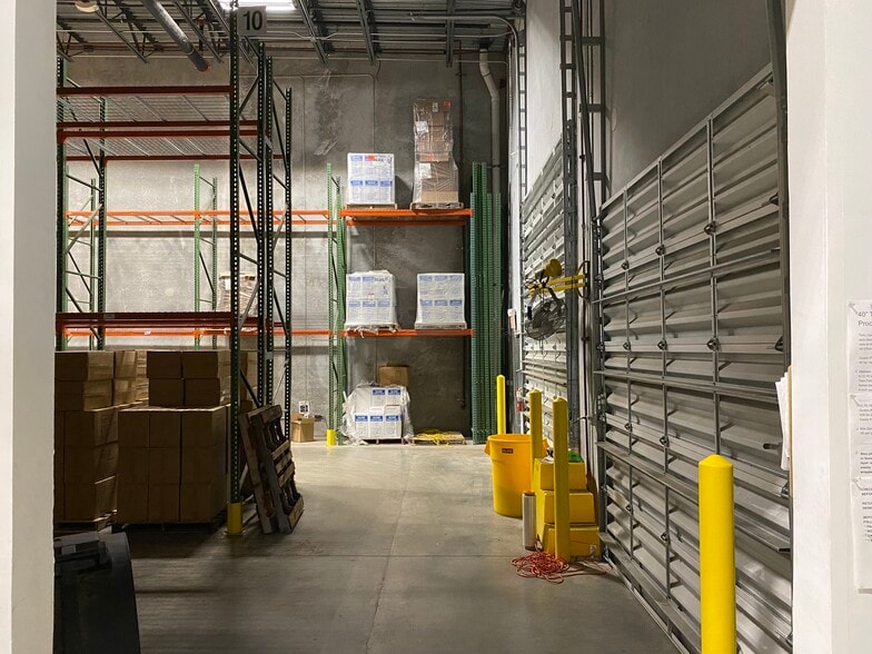 More Photos Of 12454 NW 39th St, Coral Springs Warehouse For Lease