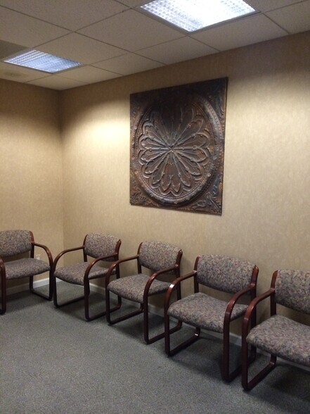 More Photos Of 5201 Deer Valley Rd, Antioch Office For Sale