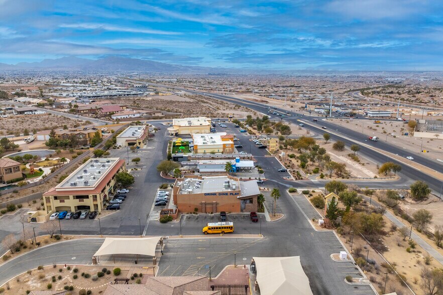 More Photos Of 1426 E Lake Mead Pky, Henderson Fast Food For Sale