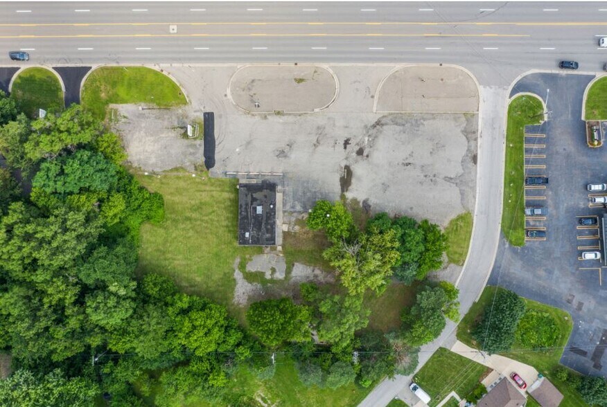 More Photos Of 2561 Lapeer Rd, Auburn Hills Convenience Store For Sale