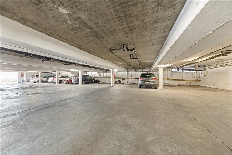More Photos Of 220 Athol Ave, Oakland Apartments For Sale