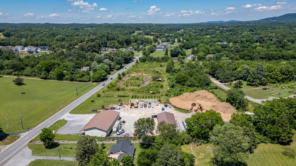 More Photos Of 10516 Highway 58, Ooltewah General Retail For Sale