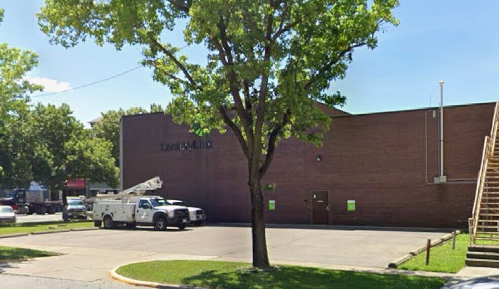 Primary Photo Of 125 N Main Ave, Sidney Office For Sale